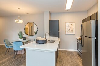 Peaks at Woodmen in Colorado Springs, CO - Building Photo - Building Photo