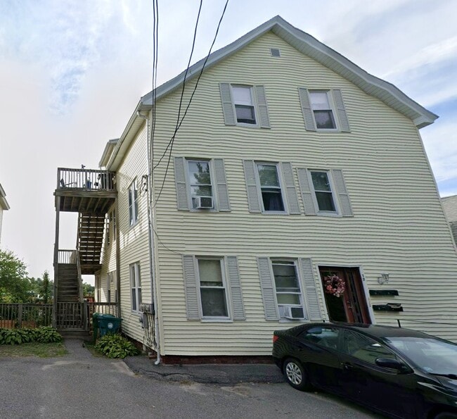 17 White Ct