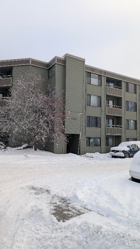 property at 2201 Romig Pl