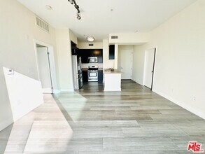 1241 5th St in Santa Monica, CA - Building Photo - Building Photo