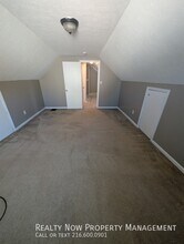 14804 Rockside Rd in Maple Heights, OH - Building Photo - Building Photo