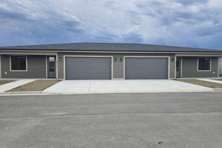 4704 Pine Crest Dr in Billings, MT - Building Photo