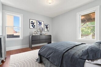 811 Somerville Ave, Unit 2L in Somerville, MA - Foto de edificio - Building Photo