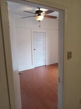 4720 S Normandie Ave, Unit #4 in Los Angeles, CA - Building Photo - Building Photo