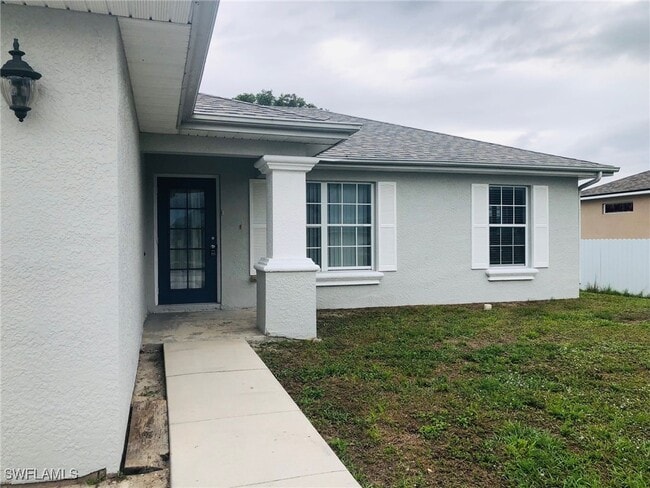 1030 El Dorado Blvd N in Cape Coral, FL - Building Photo - Building Photo
