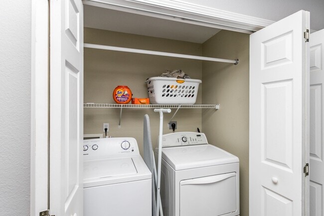 108 S College Ave in Columbia, MO - Building Photo - Building Photo