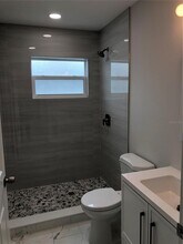 345 Parkland Ave in Sarasota, FL - Building Photo - Building Photo