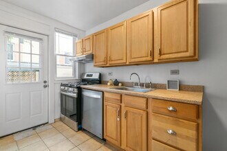 1004 S Taylor Ave in Oak Park, IL - Building Photo - Building Photo