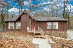 2817 Altadena S Way in Birmingham, AL - Building Photo