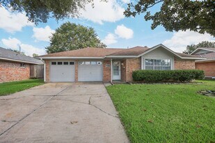 722 Princeton Ln in Deer Park, TX - Building Photo