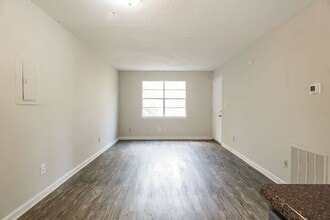 1112 4th Ave W in Birmingham, AL - Building Photo - Building Photo