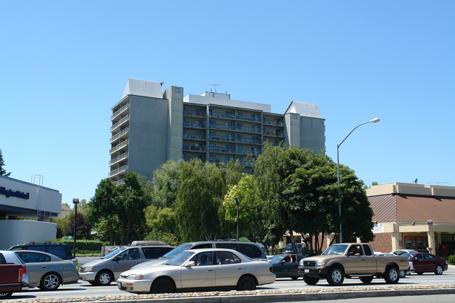 Wesley Manor in Campbell, CA - Building Photo - Building Photo