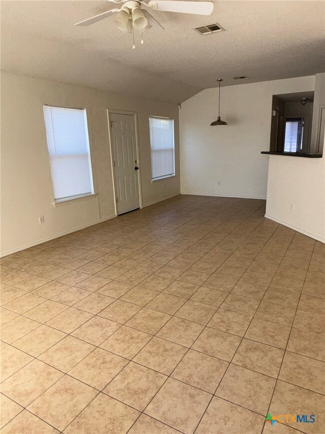 2205 Garrett Dr in Killeen, TX - Building Photo - Building Photo