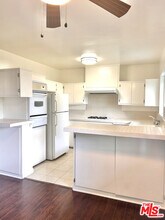 1868 10th St in Santa Monica, CA - Foto de edificio - Building Photo