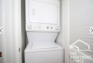 1214 W Waveland Ave, Unit 2 in Chicago, IL - Foto de edificio - Building Photo