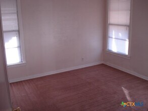 303 Cloud St in Killeen, TX - Building Photo - Building Photo