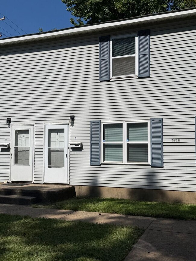 property at 2900 Tuckaseegee Rd
