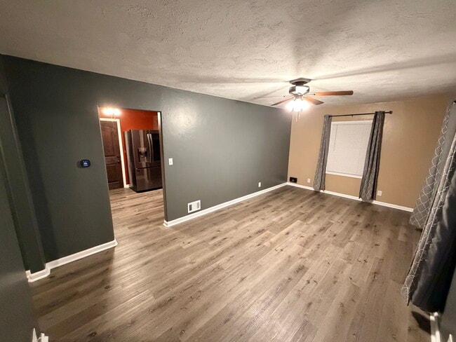 933 E 13th St in Idaho Falls, ID - Building Photo - Building Photo