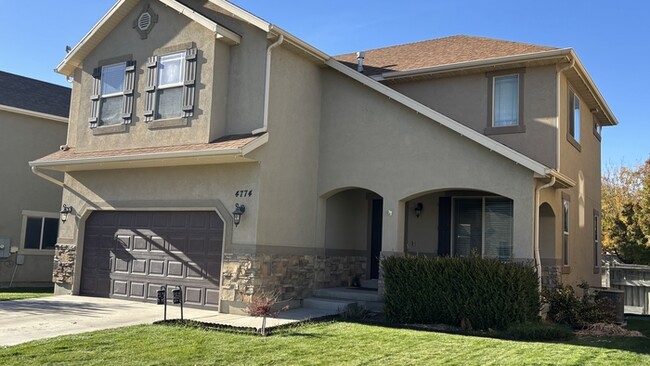 property at 4774 Kaylee Ct