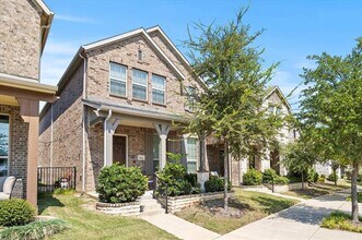 7621 Sunset Blvd in Rowlett, TX - Building Photo - Building Photo