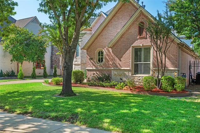 1925 Manor Way Dr in Mansfield, TX - Building Photo - Building Photo