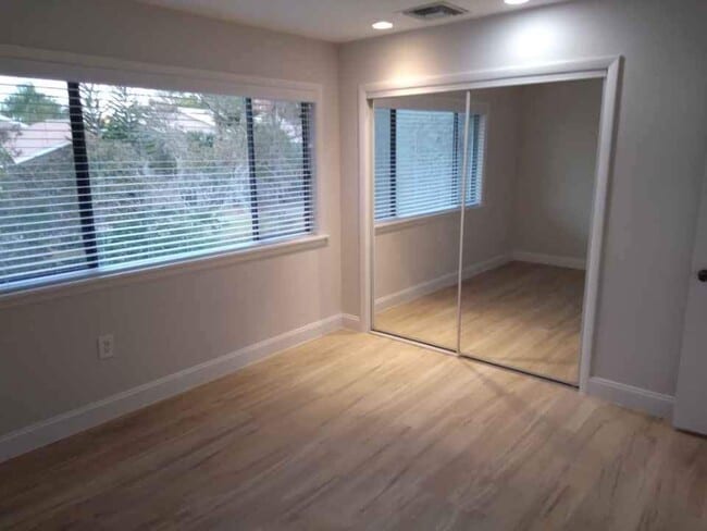 5933 Windhover Dr in Orlando, FL - Building Photo - Building Photo