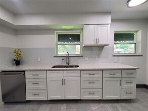 1227 Elmwood Dr in Richardson, TX - Building Photo - Building Photo