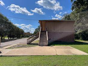 180 FM 1696 Rd W in Huntsville, TX - Building Photo - Building Photo