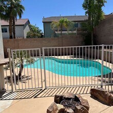 343 S Arroyo Grande Blvd in Henderson, NV - Building Photo - Building Photo