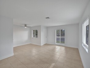 831 SW 14th St in Fort Lauderdale, FL - Building Photo - Building Photo