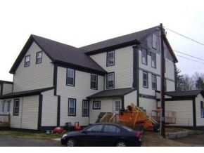 11 Ashuelot St in Winchester, NH - Building Photo