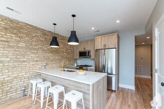 2535 N Campbell Ave in Chicago, IL - Foto de edificio - Building Photo