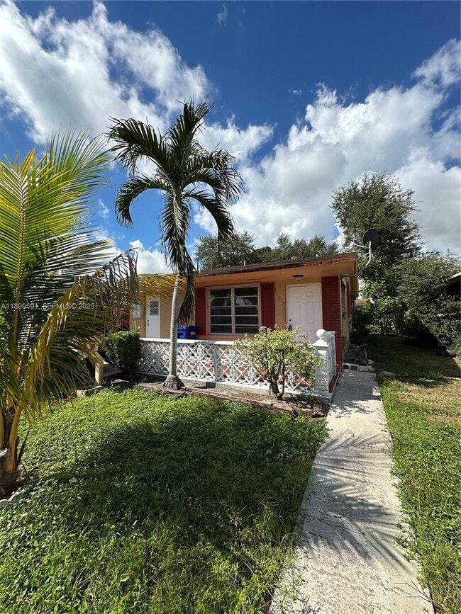 property at 16980 N Miami Ave