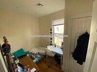 106 Hyde Park Ave photo'