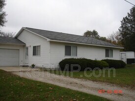 1108 Ward St in Mt. Pleasant, MI - Building Photo