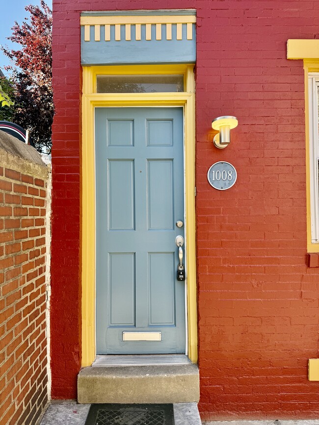 property at 1008 Salter St