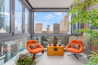1521 2nd Ave, Unit 1701 in Seattle, WA - Foto de edificio - Building Photo