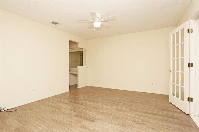 property at 1302 Silver Morning Dr