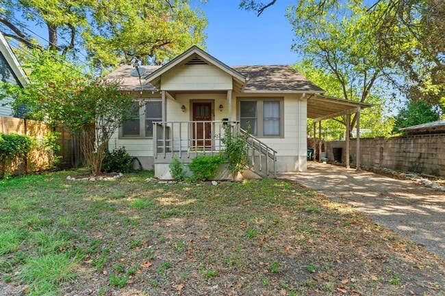 property at 204 W 46th St