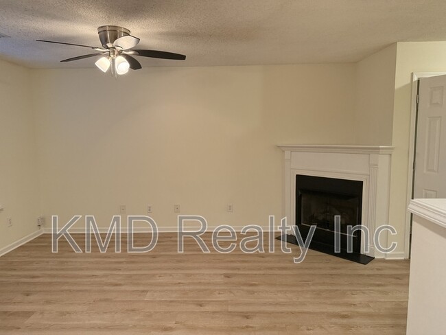 10013 University Park Ln in Charlotte, NC - Building Photo - Building Photo