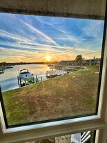960 Apollo Beach Blvd, Unit Waterfront Condo in Apollo Beach, FL - Building Photo
