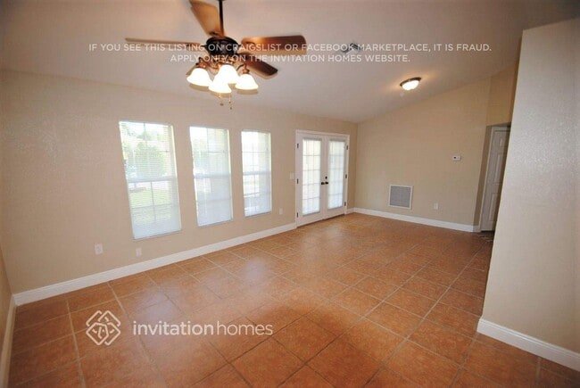 228 SE 27th Terrace, Unit 6 in Cape Coral, FL - Building Photo - Building Photo