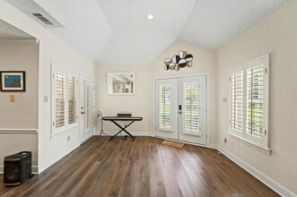 9420 Blue Jay Way in Irving, TX - Building Photo - Building Photo