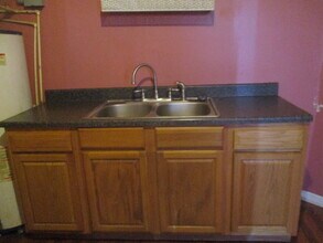 43 E Main St, Unit A in Mount Sterling, KY - Building Photo - Building Photo