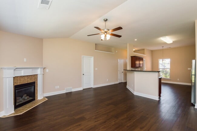 2952 N Hartland Dr in Southaven, MS - Building Photo - Building Photo