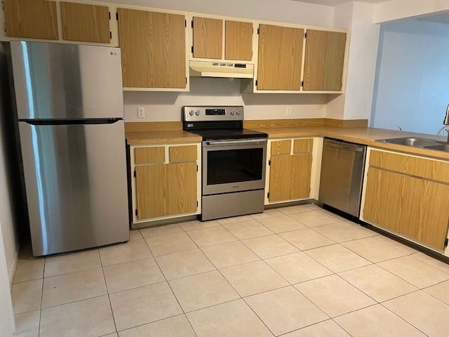 18202 Matanzas Rd, Unit 202 in Ft. Myers, FL - Foto de edificio - Building Photo