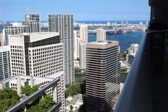 801 S Miami Ave in Miami, FL - Building Photo - Building Photo