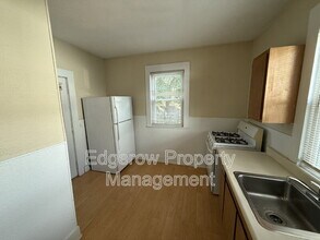 1041 Hamilton Ave NW in Grand Rapids, MI - Foto de edificio - Building Photo