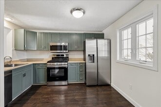 7 Swift Ln in Merrimack, NH - Building Photo - Building Photo