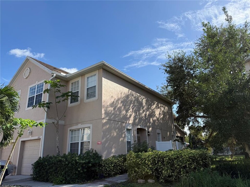 3842 Virga Blvd in Sarasota, FL - Building Photo